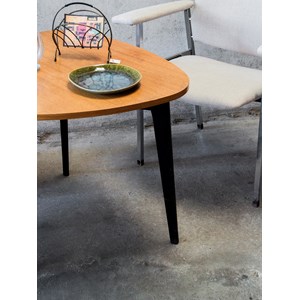 Hanna, la table d'appoint en bois n°573