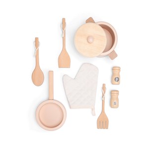 Cuisine en bois et rotin rose