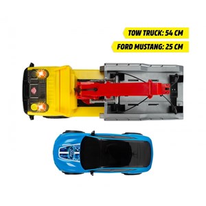 Camion de dépannage volvo + voiture ford