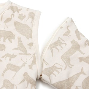 Gigoteuse chaude à manches amovibles