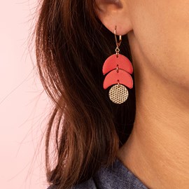 Boucles légères calder rouge