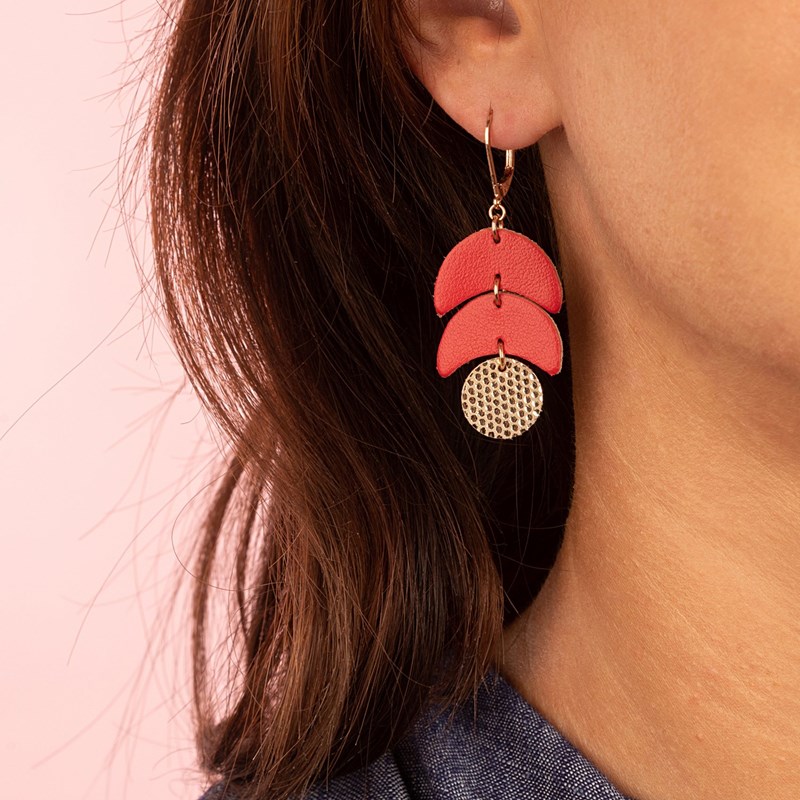 Boucles légères calder rouge