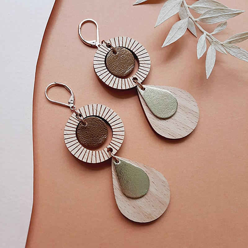 Boucles longues ethnique champage