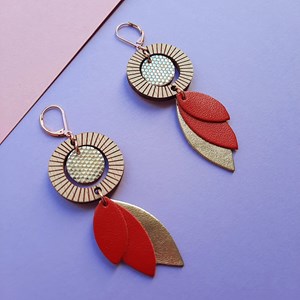 Boucles pendantes solaris rouge