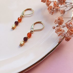 Boucles talisman grenat et cornaline