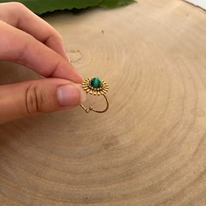Bague ajustable fleur avec pierre naturelle – malachite