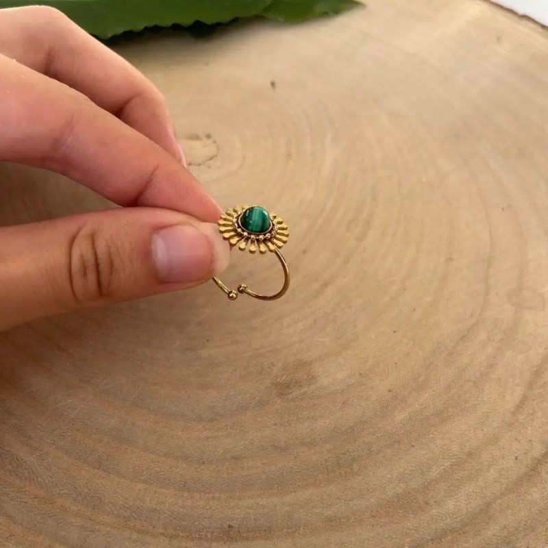 Bague ajustable fleur avec pierre naturelle – malachite
