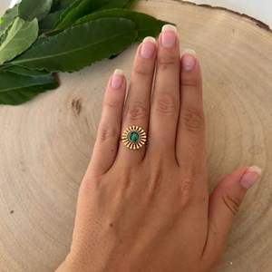 Bague ajustable fleur avec pierre naturelle – malachite