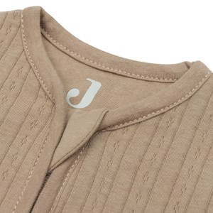 Gigoteuse légère à manches amovibles