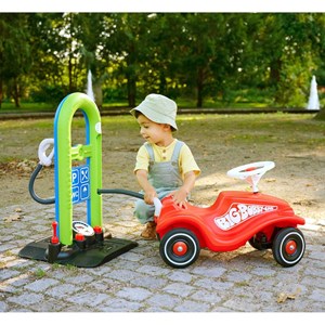 Bobby car station de service