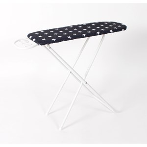 Planche à repasser pour enfant