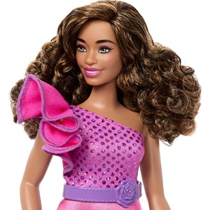 Barbie - poupée fashionistas brune