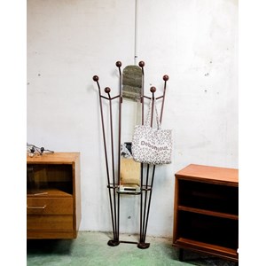 Grand porte-manteaux en métal n°127