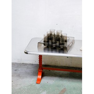 Table basse orange en métal n°414