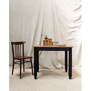 Romy, la table à manger en chêne n°338