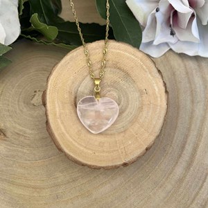 Collier pendentif cœur en quartz rose naturel
