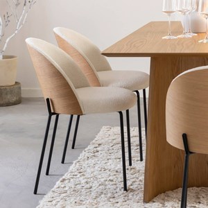 Chaise en tissu bouclette