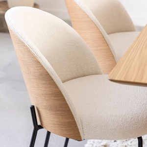 Chaise en tissu bouclette