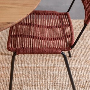 Chaise en métal et jute rouge emilia
