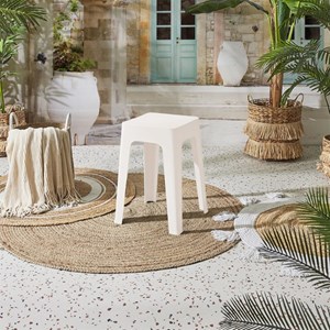 Tabouret empilable crème