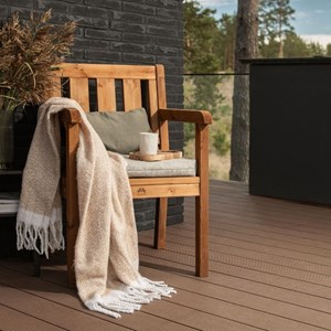 Petit banc de jardin bois – brun