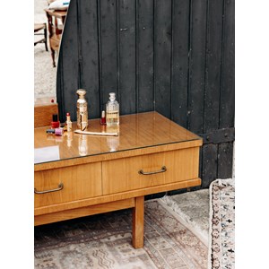 Louise, la coiffeuse en bois n°152