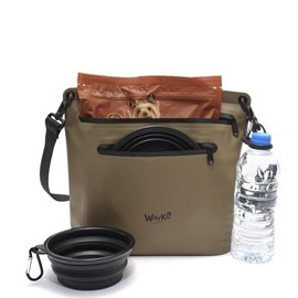 Le sac à nourriture 3 en 1 waterproof : 2 gamelles et porte-clés en silicone