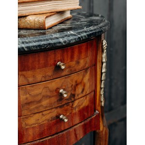 Odile, la table de chevet en bois n°529