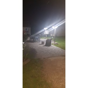 Lampadaire solaire timeo hauteur 199 cm 3 lampes avec télécommande