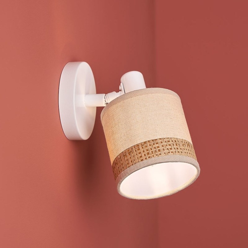 Applique patère orientable