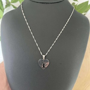 Pendentif cœur arbre de vie en acier inoxydable argenté