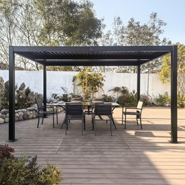 Naxos pergola bioclimatique 4x3m structure et lames en aluminium gris anthracite