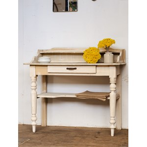 Louise, la coiffeuse en marbre en n°160