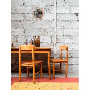 Paire de chaises rainer daumiller n°728