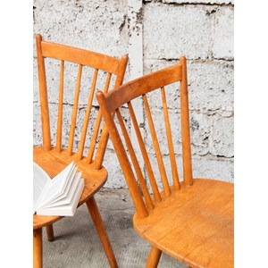 Alma, la paire de chaises en bois n°734