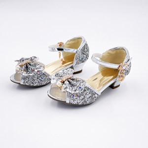 Chaussures de princesse à talon argent