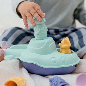 Le sous-marin de bain mr renard, made in france en matière recyclée, turquoise