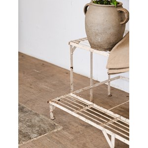 Fernand, le présentoir en métal n°116