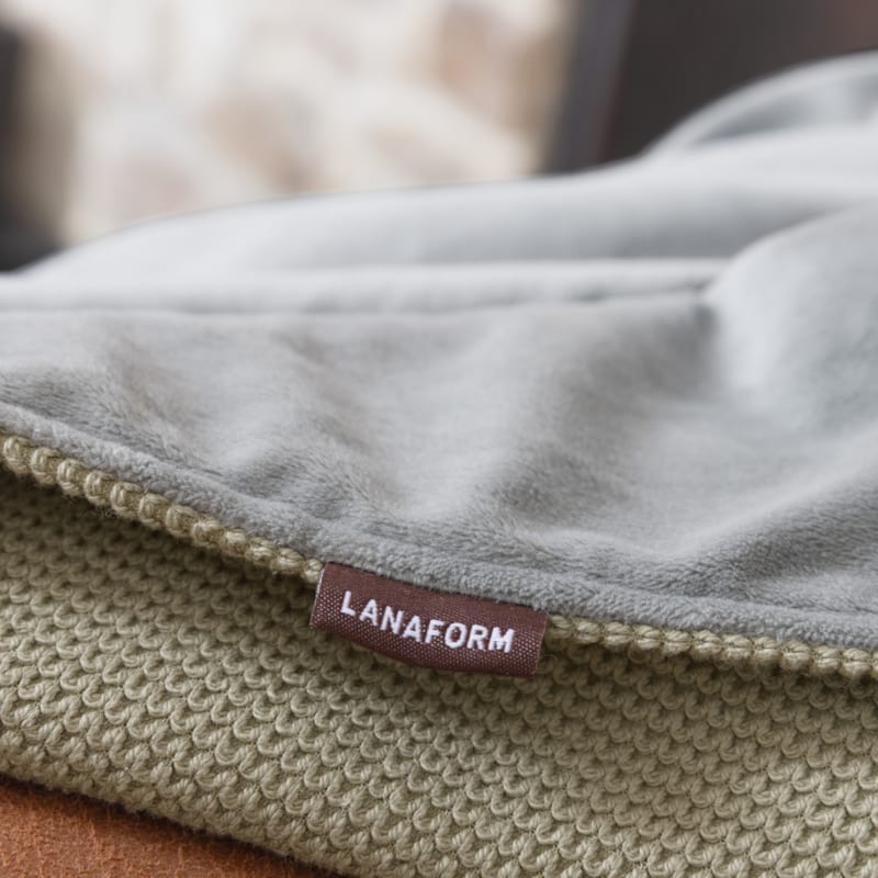 Poncho et plaid chauffant sans fil pour extérieur et intérieur, powerbank inclus (Lanaform) - Image 3