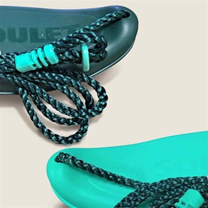 Set 4 agrès avec face à face et toboggan