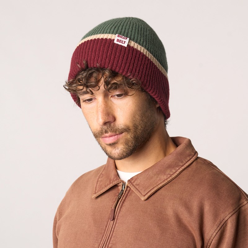 Bonnet en laine vert et bordeaux