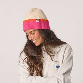 Bonnet en laine beige et rose