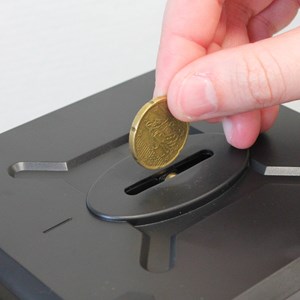 Tirelire électronique code 6 chiffres, pièces, horloge