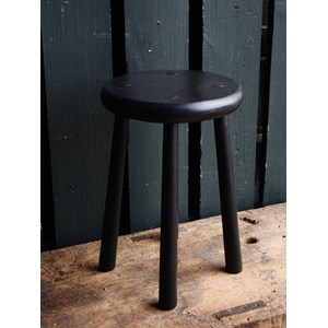 Ancien tabouret tripode noir chiné
