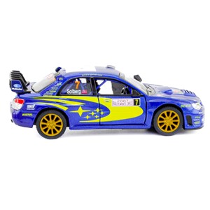 Voiture miniature subaru bleue