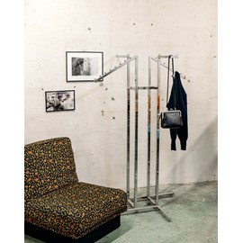 Grand porte-manteaux en métal n°134