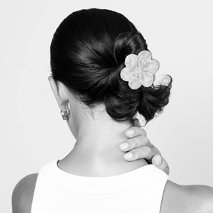 Pince à cheveux fleurette Rose