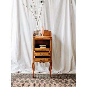 Meuble d'appoint en bois n°426
