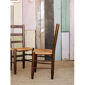 Lot de 4 chaises en bois n°685