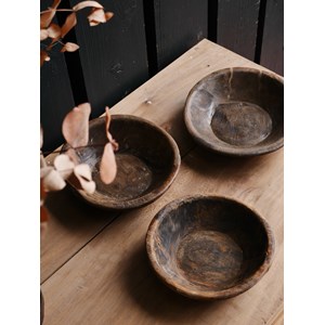 Anciennes coupes en bois indiennes chinées